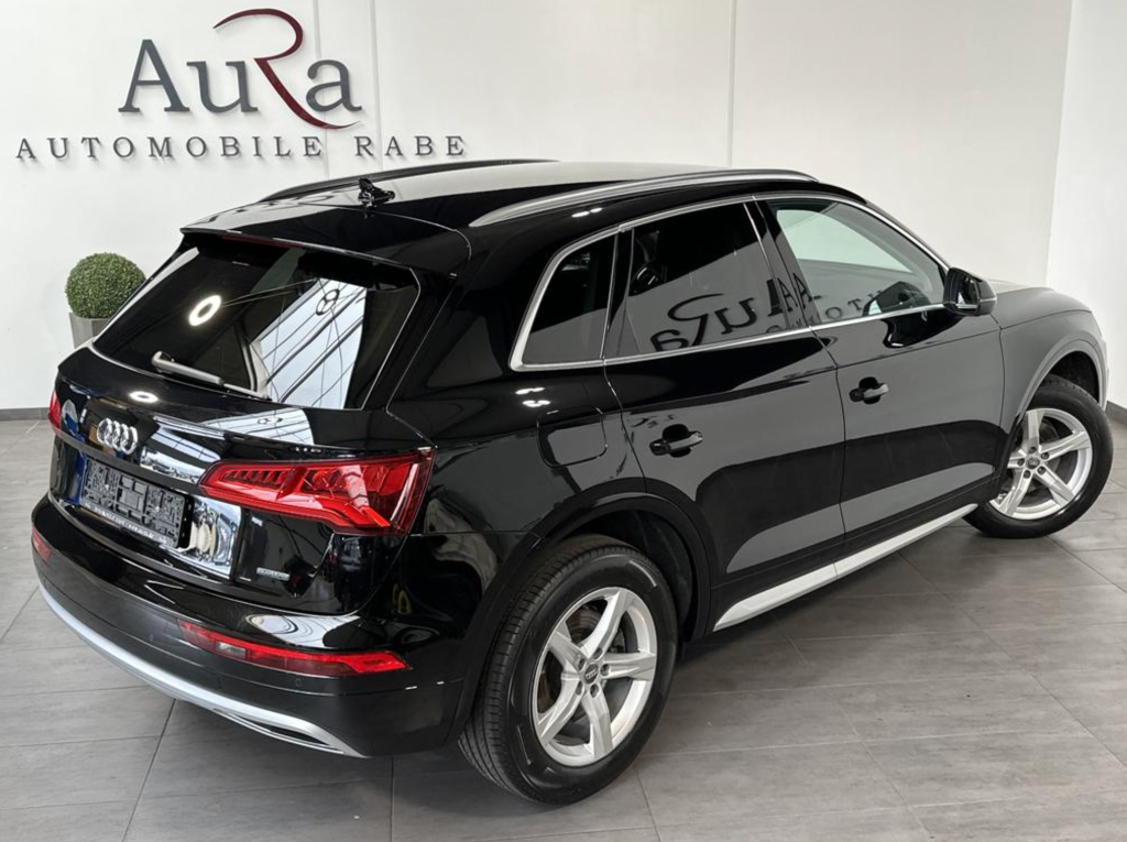 Audi Q5 2020 - view 1